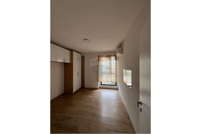 Tirane, jepet me qera apartament 2+1 Kati 4, 93 m² 600 € (Fusha e Aviacionit, Shqipëri)