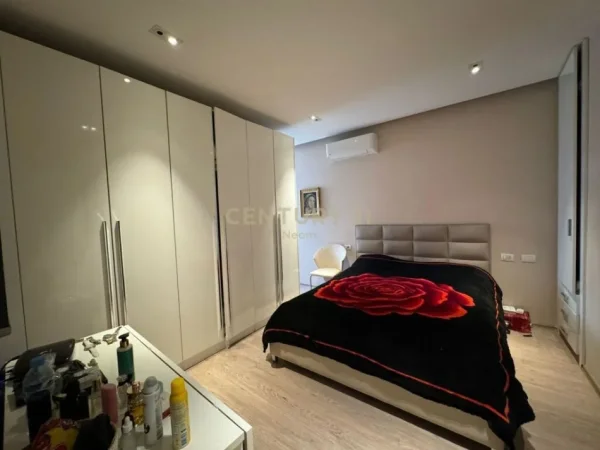 Tirane, shes apartament 3+1+2+Ballkon , 124 m² 245.000 € (Don Bosco)