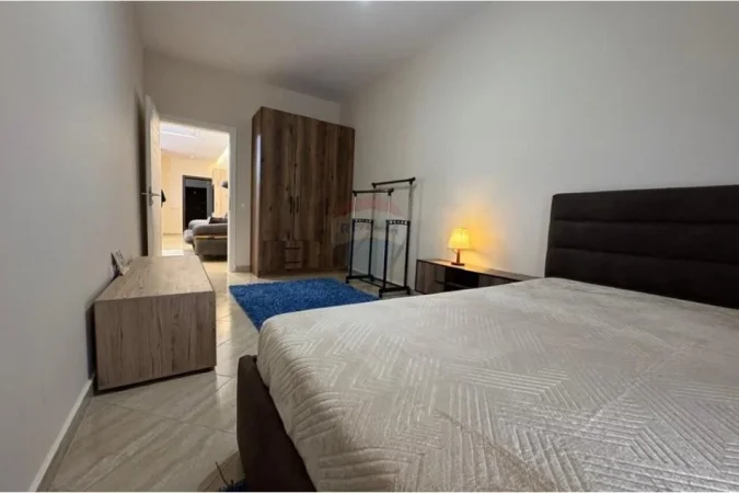 Tirane, jepet me qera apartament 2+1 , 111 m² 500 € (Fresk)