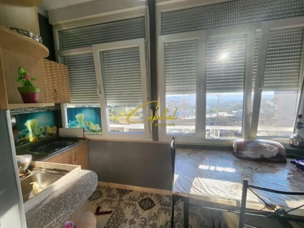 Tirane, shitet apartament 2+1 Kati 1, 91 m² 140.000 € (FRESKU)
