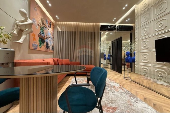 Tirane, jepet me qera apartament 1+1+Ballkon Kati 6, 75 m² 1.000 € (Square 21, rruga e Kavajes)