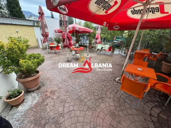 Tirane, jepet me qera lokal Kati 1, 600 m² 2.000 € (fresk)
