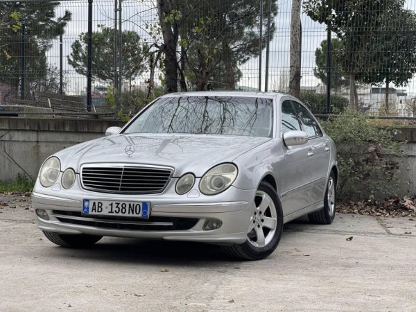 Tirane, shes makine MERCEDES E 270 CDI Nafte, gri metalizato automatik Klima 360.000 km 3.690 €