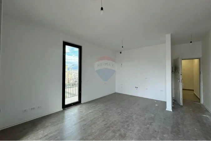 Tirane, jepet me qera apartament 1+1 Kati 6, 93 m² 1.300 € (Kompleksi Dinamo)