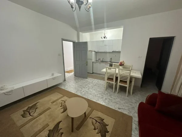 Tirane, jepet me qera apartament 2+1 Kati 3, 90 m² 500 € (Restorant Durresi)