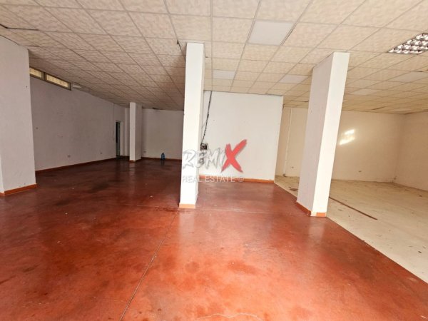 Durres, jepet me qera ambjent biznesi Kati 0, 180 m² 650 € 