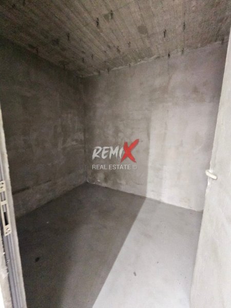 Durres, jepet me qera ambjent biznesi Kati 0, 180 m² 650 € 
