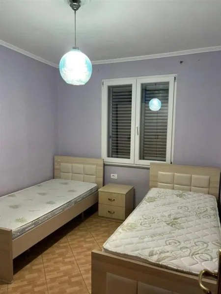 Tirane, apartament 2+1+Ballkon Kati 3, 85 m² (Myslym Shyr prane BKT)