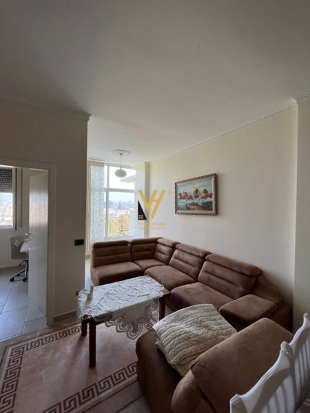 Tirane, jepet me qera apartament 2+1+Ballkon Kati 6, 80 m² 500 € (KOPSHTI BOTANIK)