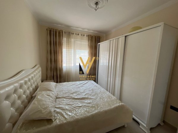 Tirane, jepet me qera apartament 2+1+Ballkon Kati 6, 80 m² 500 € (KOPSHTI BOTANIK)