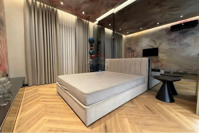 Tirane, jepet me qera apartament 1+1+Ballkon Kati 6, 75 m² 1.000 € (Square 21, rruga e Kavajes)