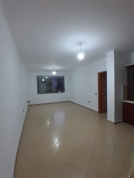 Tirane, shes apartament 2+1 Kati 4, 106 m² 145.000 € (ASTIR)