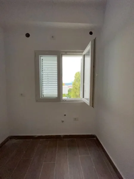 Tirane, shitet apartament 1+1 Kati 4, 50 m² 75.000 € (Selite)