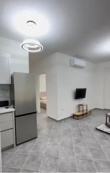 Tirane, jepet me qera apartament 2+1+Aneks+Ballkon Kati 1, 90 m² 700 € (don bosko)