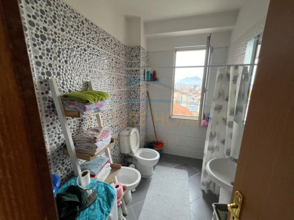 Tirane, shitet apartament 1+1 Kati 2, 63 m² 126.000 € (Selite)