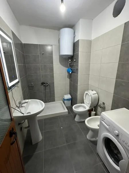 Tirane, jepet me qera apartament 2+1+Aneks+Ballkon Kati 7, 87 m² 550 € (don bosko)