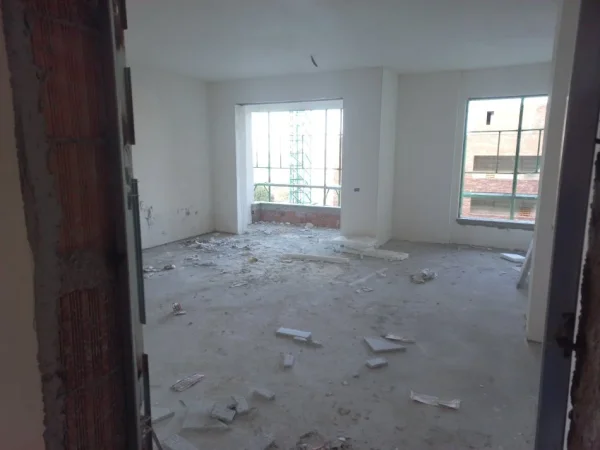 Tirane, shitet apartament 1+1+Aneks+Ballkon Kati 8, 76 m² 106.600 € (Rruga 5 Maji)