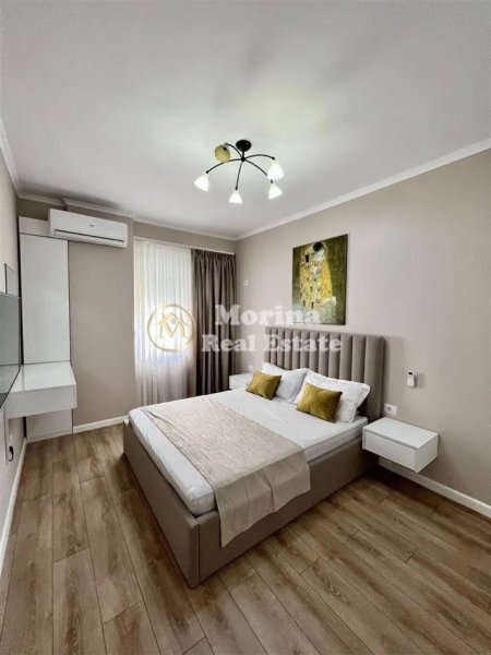 Tirane, jepet me qera apartament 1+1+Ballkon Kati 2, 70 m² 850 € (Komuna e Parisit)