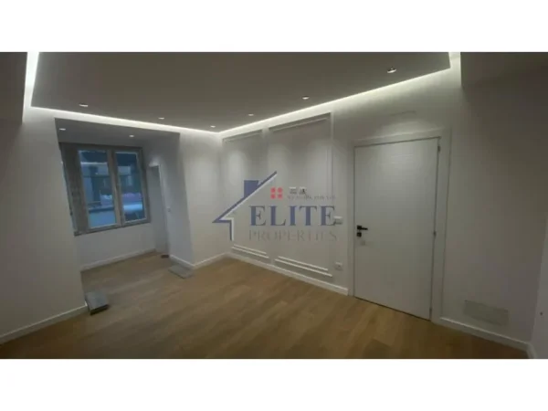 Tirane, jepet me qera ambjent biznesi Kati 1, 145 m² 1.300 € (Shkolla e Baletit)