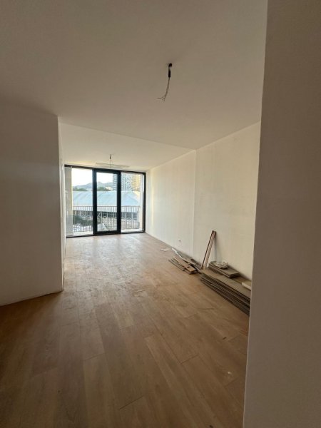 Tirane, jepet me qera zyre Kati 3, 65 m² 750 € (Rruga e Kosovareve)