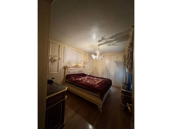 Tirane, shitet apartament 2+1 Kati 6, 95 m² 180.000 € (Rruga Hoxha Tahsim,Pazari Ri)