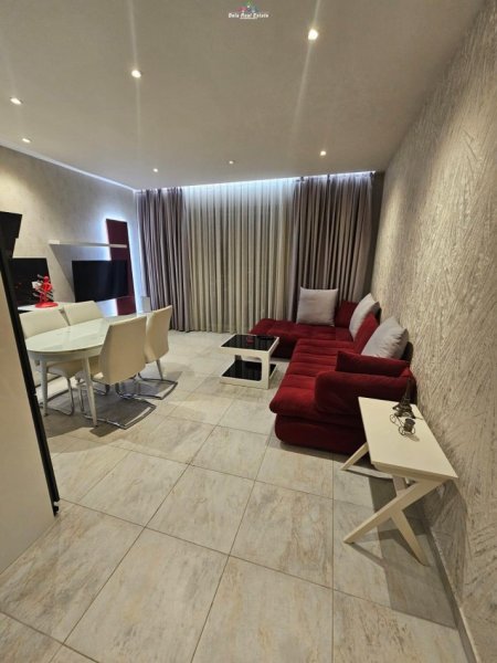 Tirane, jepet me qera apartament 2+1 Kati 19, 95 m² 1.500 € (rruga e elbasanit)