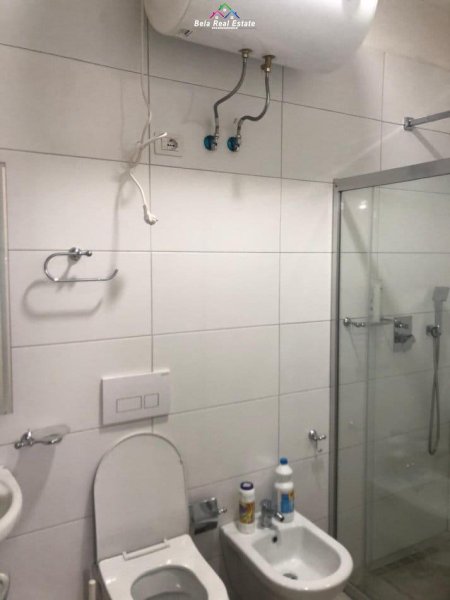 Tirane, jepet me qera apartament 1+1+Ballkon Kati 2, 92 m² 700 € (don bosko)