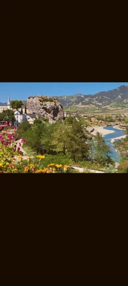 Guide francophone en Albanie