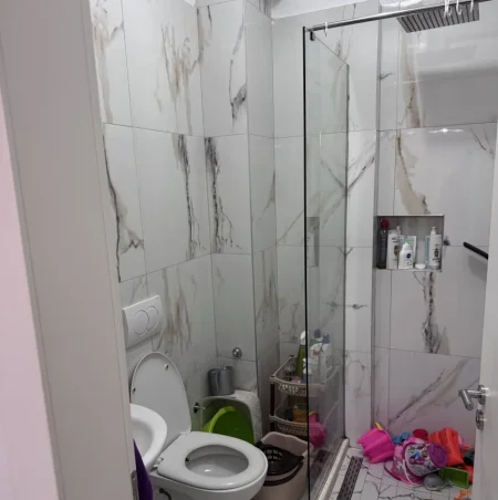 Gjiri Lalezit | Hamallaj, shes apartament 1+1+Ballkon Kati 0, 52 m² 88.000 € (Gjiri Lalzit)