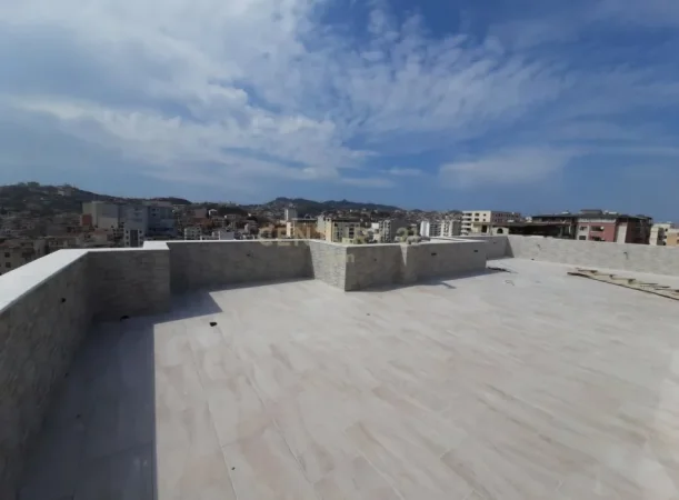 Durres, shitet apartament+verande | Penthouse 3+1 Kati 10, 280 m² 220.000 € (Qender, Durrës)