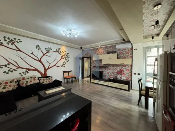 Tirane, jap me qera apartament 1+1+Ballkon Kati 2, 70 m² 500 € (Bernard Bilota)