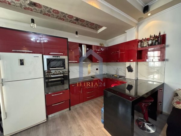 Tirane, jap me qera apartament 1+1+Ballkon Kati 2, 70 m² 500 € (Bernard Bilota)