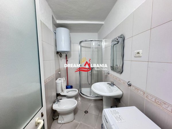 Tirane, jepet me qera apartament 1+1 Kati 3, 45 m² 500 € (blloku)