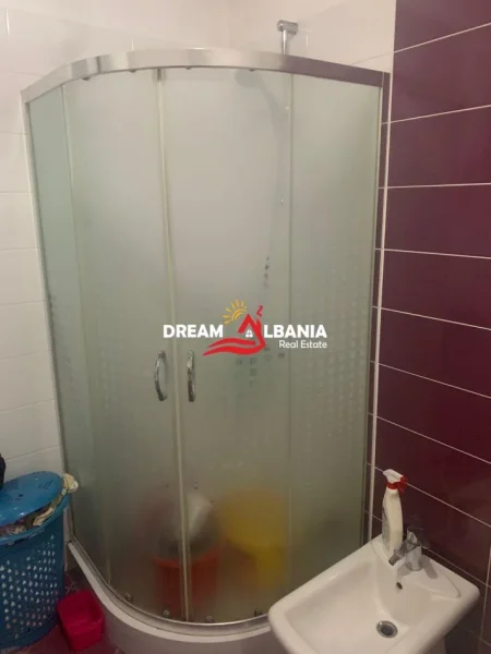 Tirane, jepet me qera apartament 1+1 Kati 6, 73 m² 400 € (astir)