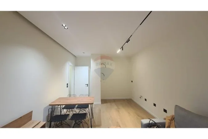 Tirane, shitet apartament 1+1 Kati 6, 63 m² 110.000 € (Astir)