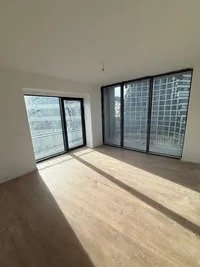 Tirane, jepet me qera apartament 3+1+Ballkon Kati 5, 215 m² 2.500 € (Lake View)