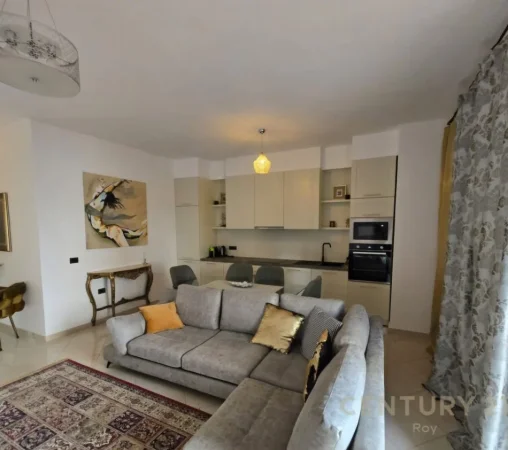 Tirane, shitet apartament 2+1 Kati 1, 115 m² 200.000 € (Golem)