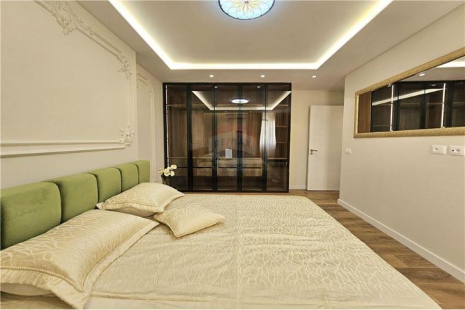 Tirane, shitet apartament 2+1 Kati 3, 88 m² (Stadiumi Dinamo)