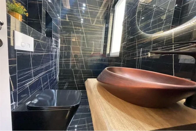 Tirane, shitet apartament 2+1 Kati 3, 88 m² (Stadiumi Dinamo)