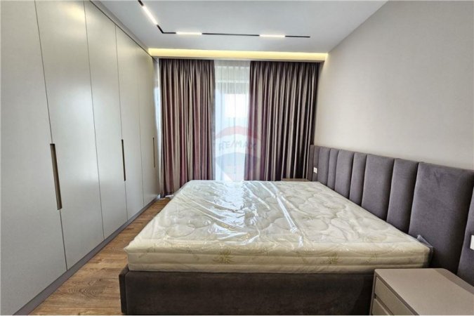Tirane, jepet me qera apartament 2+1+Ballkon Kati 5, 112 m² 1.000 € 