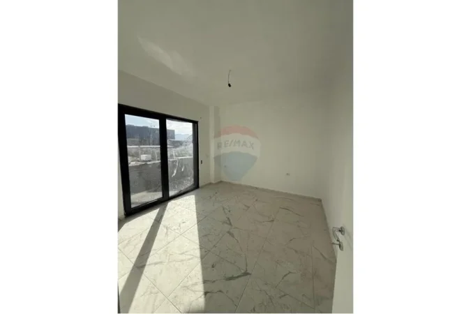 Tirane, shitet apartament 2+1 Kati 4, 108 m² 165.000 € (SHITET APARTAMENT 2+1+2 OASIS RESIDENCE!)