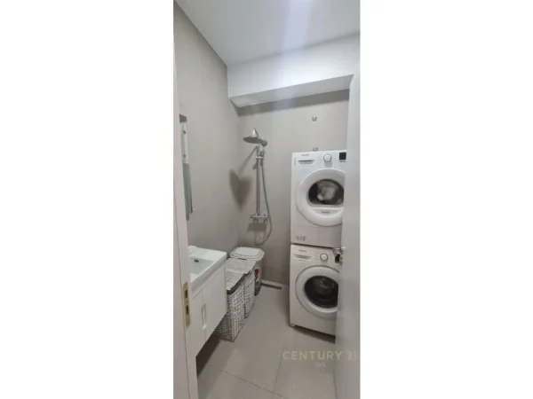 Tirane, shes apartament 3+1+3 , 241 m² 369.000 € (Kodra e Diellit)