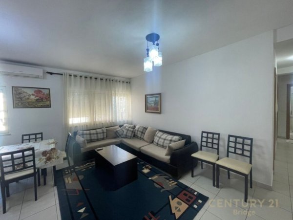 Tirane, jepet me qera apartament 2+1 Kati 6, 89 m² 550 € (Yzberisht)