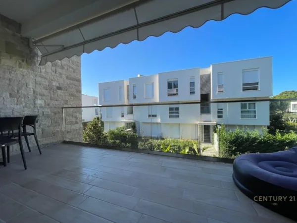 Durres, shitet apartament 1+1 Kati 2, 74 m² 208.000 € (San Pietro)