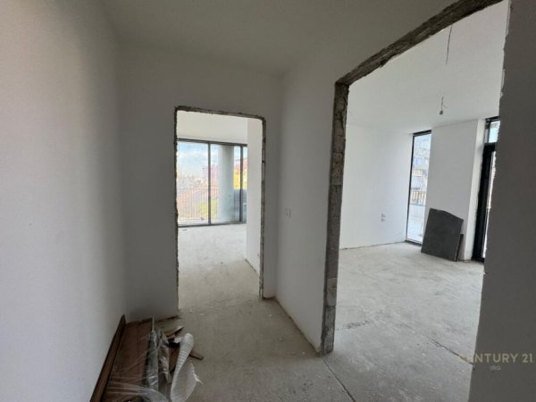 Tirane, jap me qera zyre , 194 m² 1.600 € (Lake View Residences, Liqeni i Tiranës)
