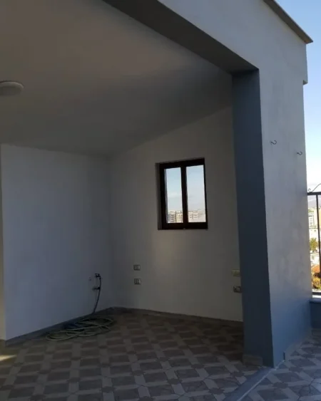 Tirane, shes 3 Katshe , 125 m² 730.000 € (prane marin barletit)