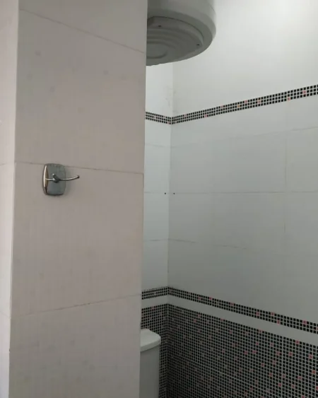 Tirane, shes 3 Katshe , 125 m² 730.000 € (prane marin barletit)