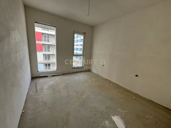Tirane, shitet apartament 2+1 Kati 3, 89 m² 114.000 € (Univers City)
