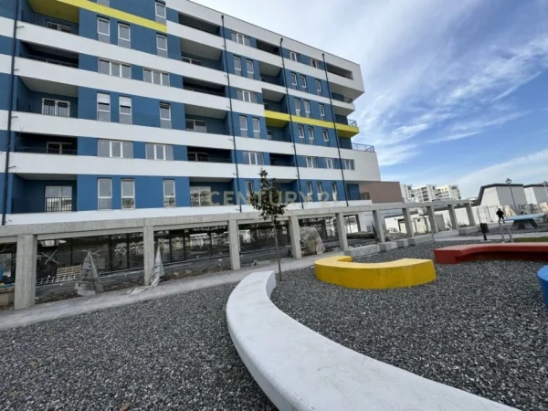 Tirane, shitet apartament 2+1 Kati 3, 89 m² 114.000 € (Univers City)