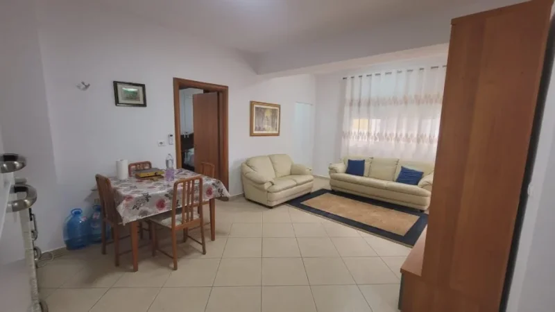 !!DHENE!!Durres, jepet me qera apartament 1+1+Ballkon Kati 3, 67 m² 300 € (Ujesjellesi)